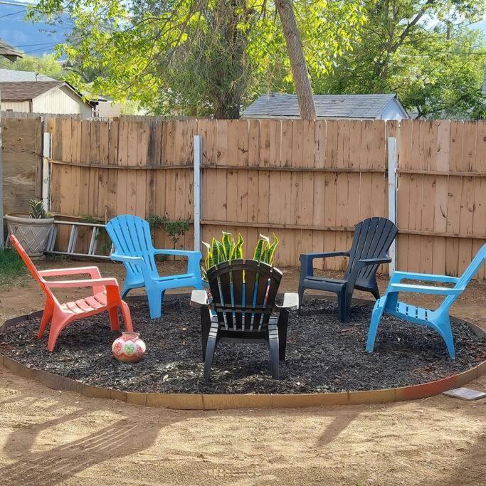 Cheerful 3 Bedroom House. Great Location Colorado Springs Exterior foto