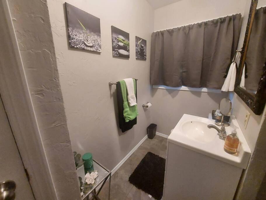Cheerful 3 Bedroom House. Great Location Colorado Springs Exterior foto