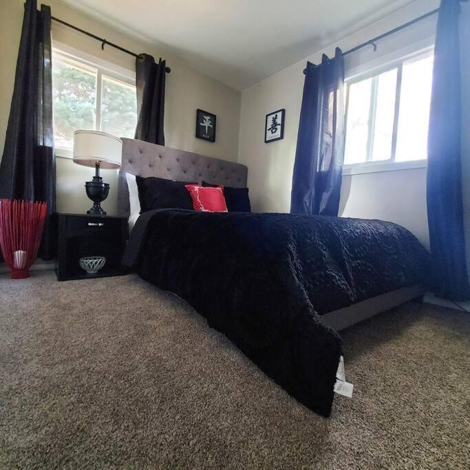 Cheerful 3 Bedroom House. Great Location Colorado Springs Exterior foto
